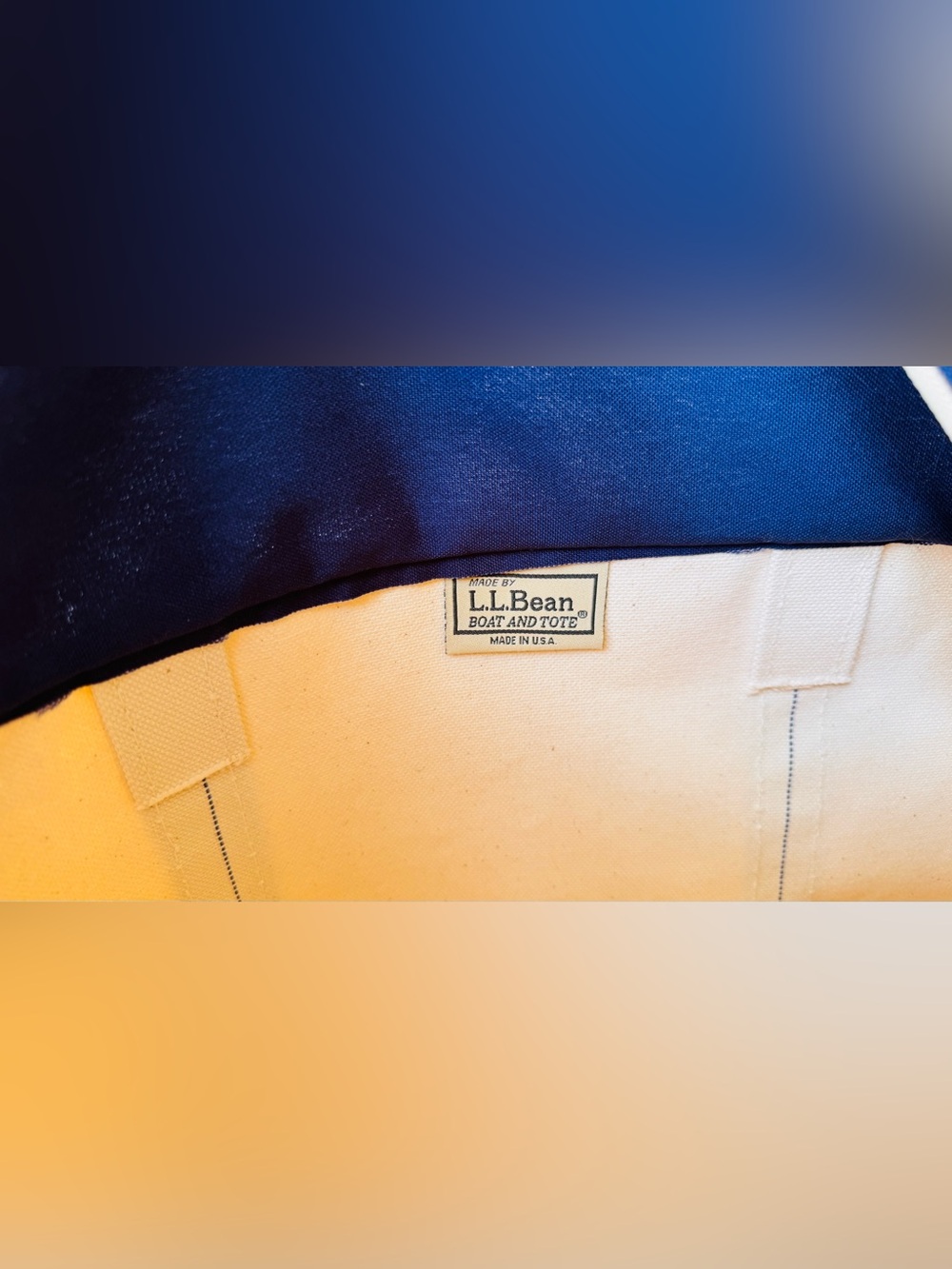 L.L. Bean Boat and Tote Zip Top with Navy Trim, Large - Picture 9 of 16
